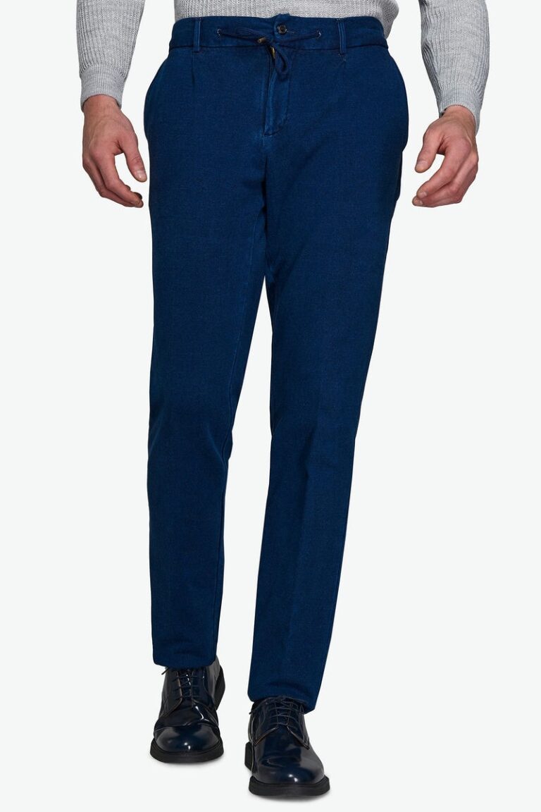Tamnoplave pantalone