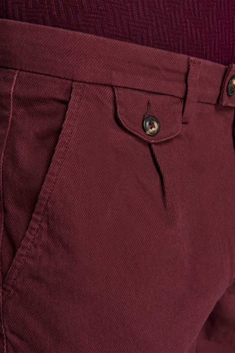 Muške bordo pantalone