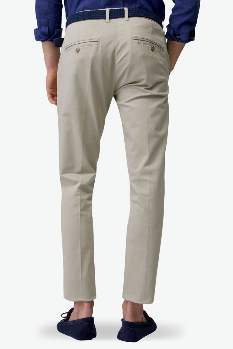 Bež chino pantalone