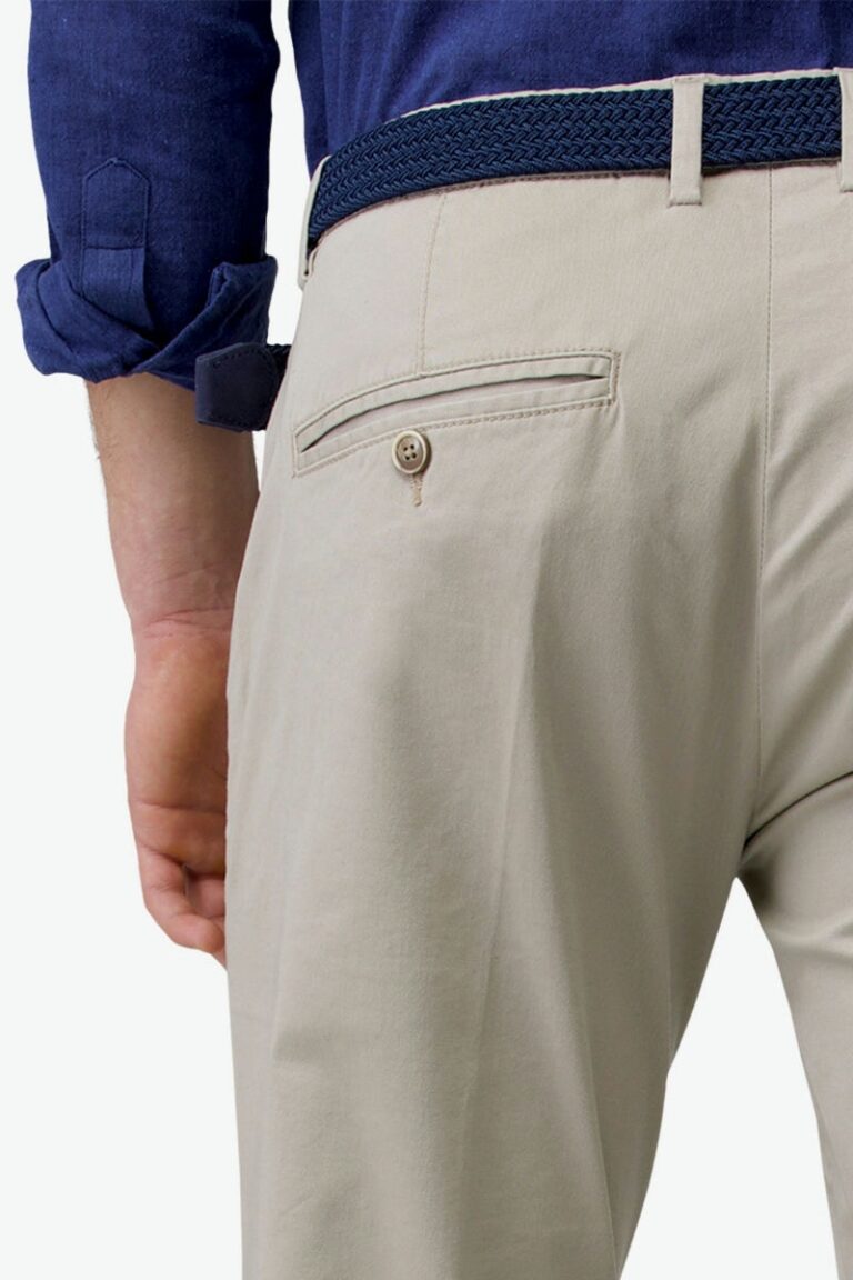 Bež chino pantalone