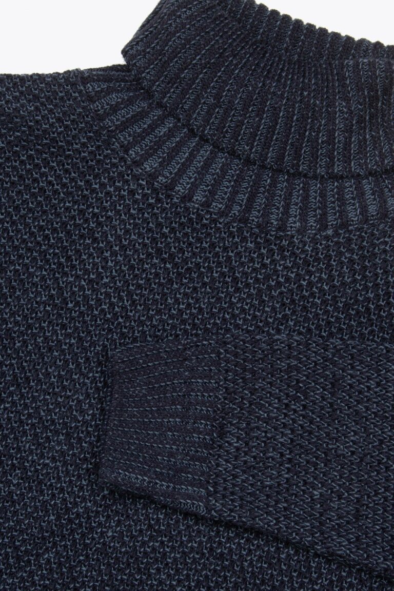 YUAM18-4015-TRIBLU-2