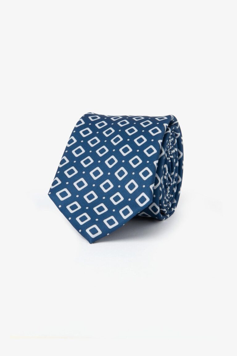 YUNT05-8124-EASAVION-2