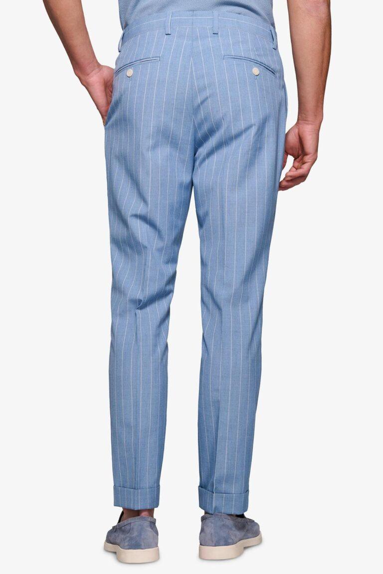 Plave pantalone na bele pruge