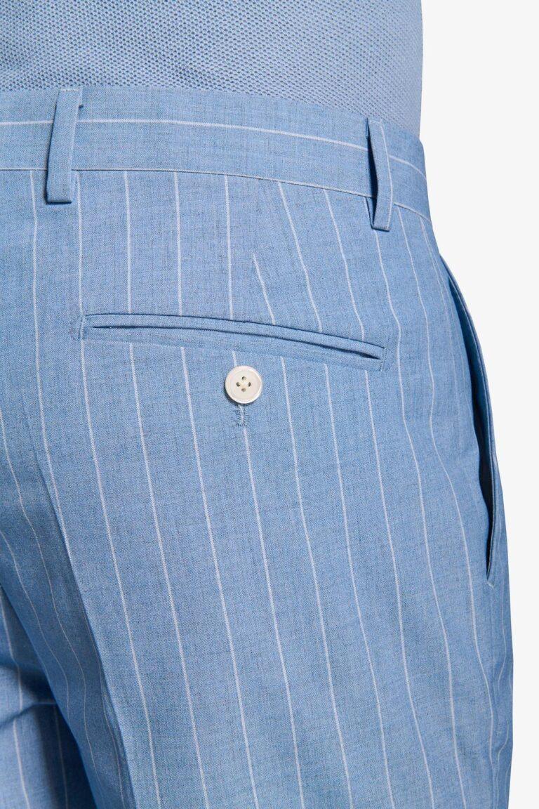 Plave pantalone na bele pruge