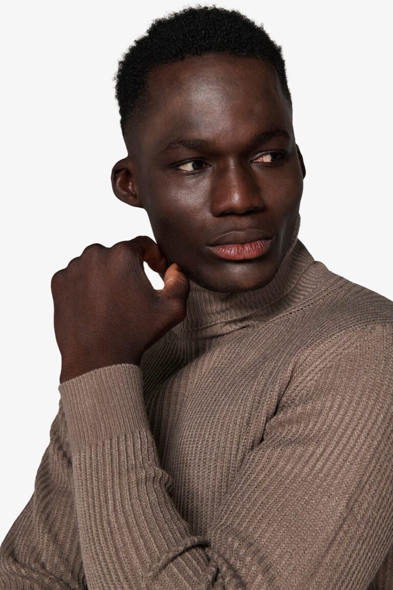 YUNM18-4018-PINTORTORA-2