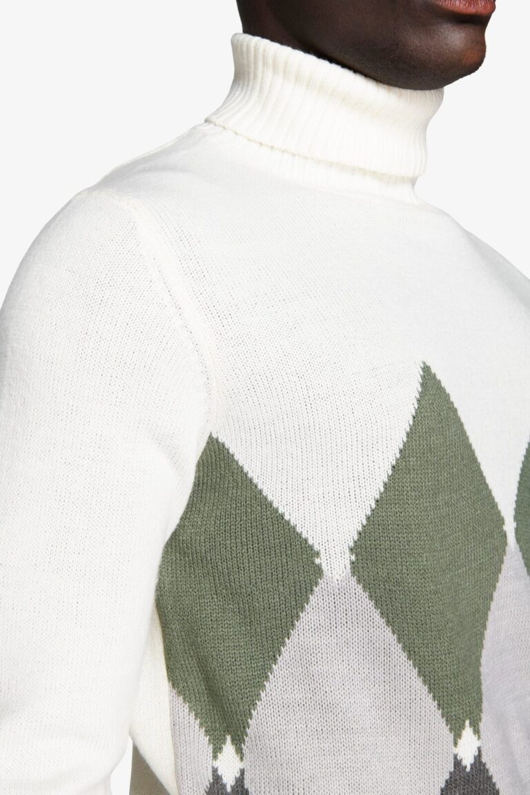 YUTM18-4560-SUNPANNA-2