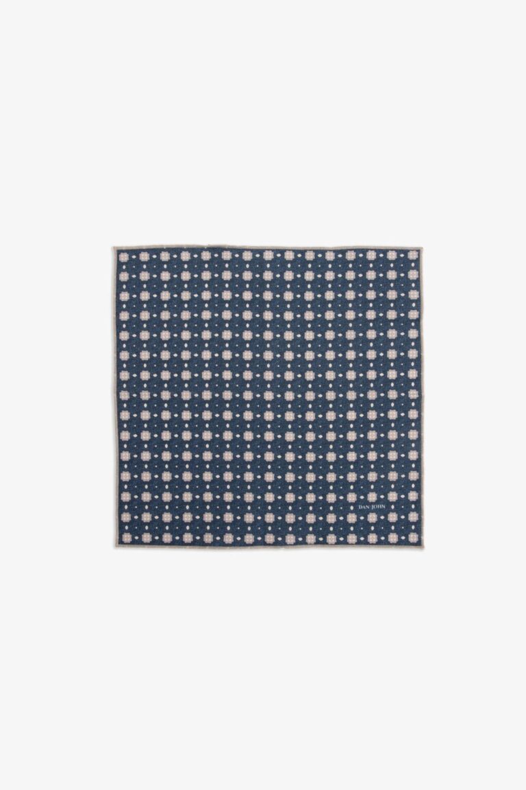 YUTY04-8546-ESTAVION-1