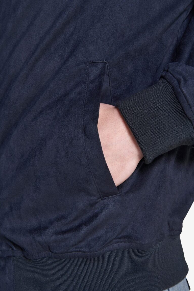 XUOB08-7633-HAIBLU-5