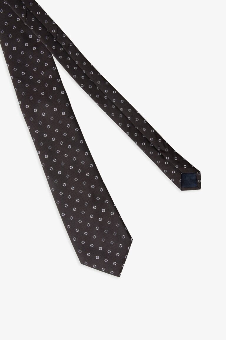 XUOT05-8607-EASMORO-2